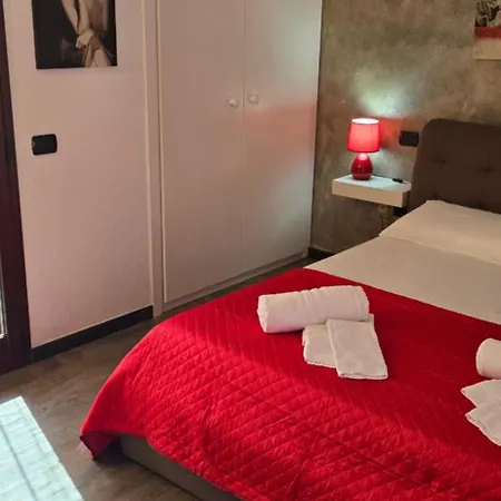 Dora Гостьовий будинок Ольбія